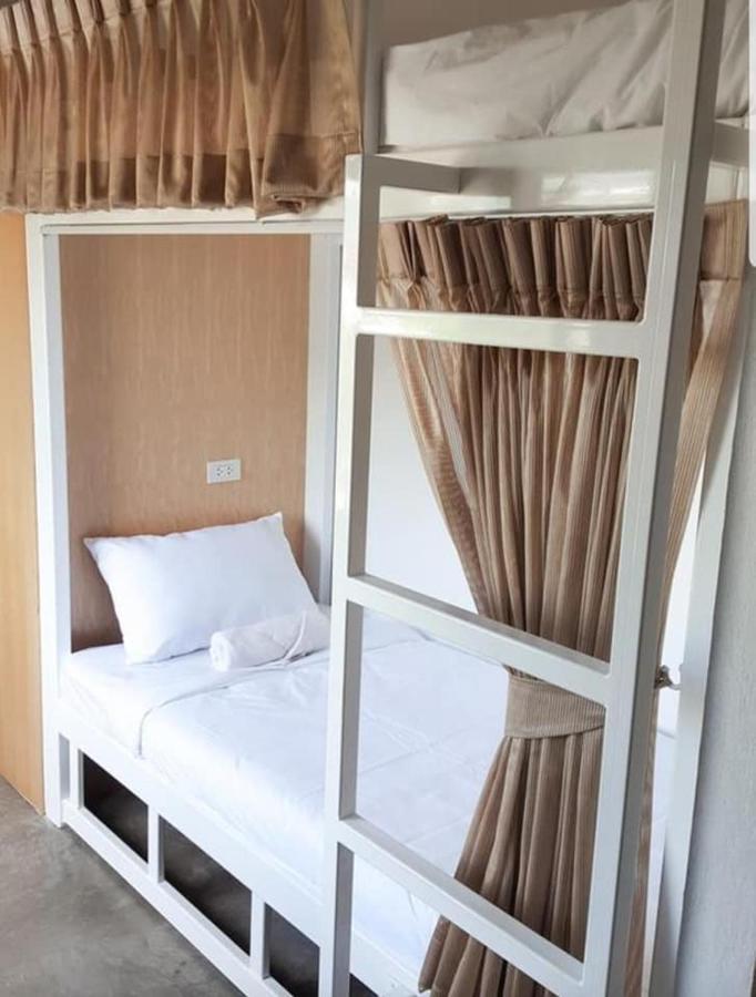 Jindabyne Cafe & Hostel Chiang Mai Exterior photo
